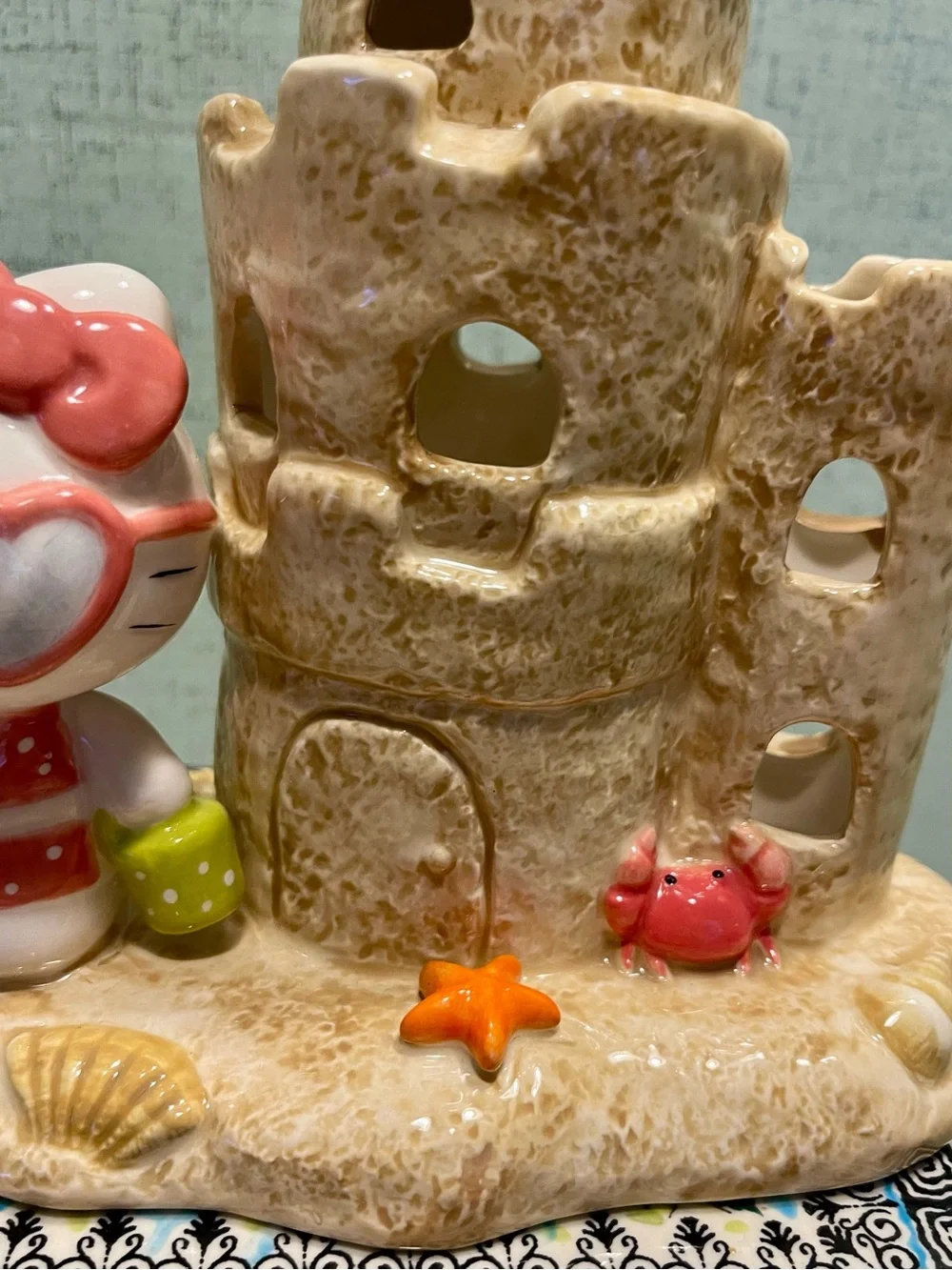 NWT HELLO KITTY CLAYWORKS Blue Sky Pink & Red Sandcastle TEALIGHT HOLDER